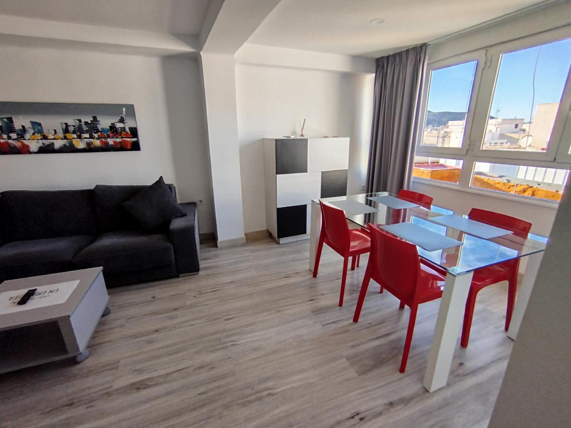 En El Casco Historico De Apartament *